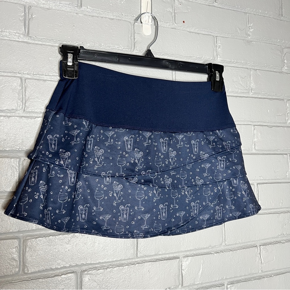Lucky in Love tennis skort Cocktails Fiesta Scallop Navy Golf Skirt/Shorts Small